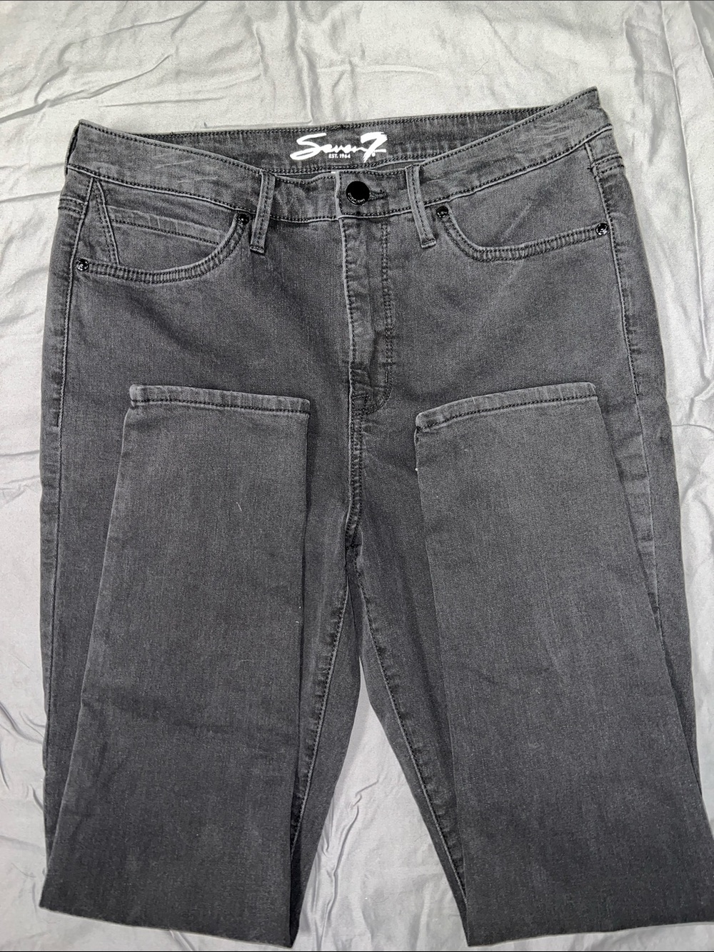Seven7 Women's Skinny Jeans in Washed Black